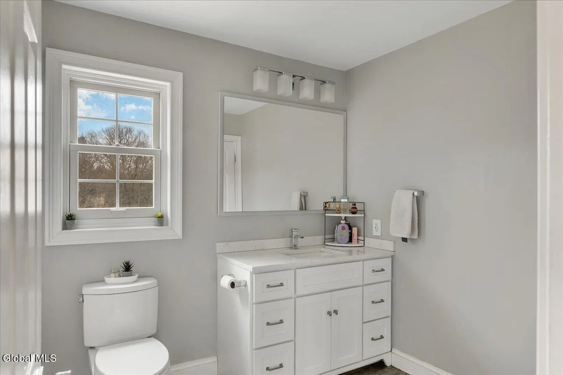 Photo of 128 Horizon Boulevard