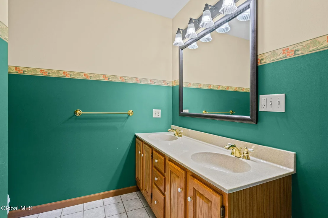 Photo of 107 Fox Run Drive