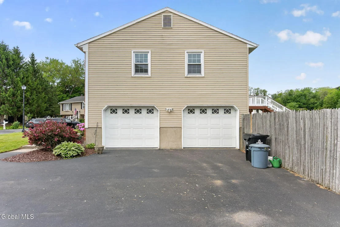 Photo of 19 Midway Drive