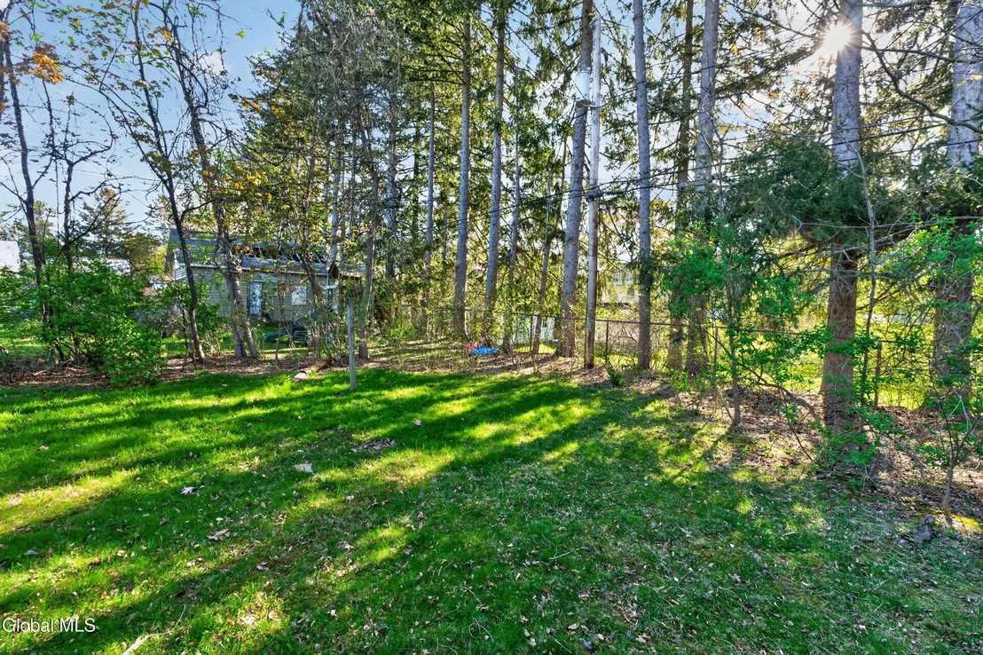Photo of 1450 Baker Avenue