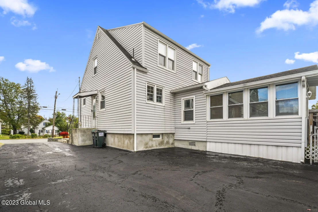 Photo of 105 Frederick Avenue