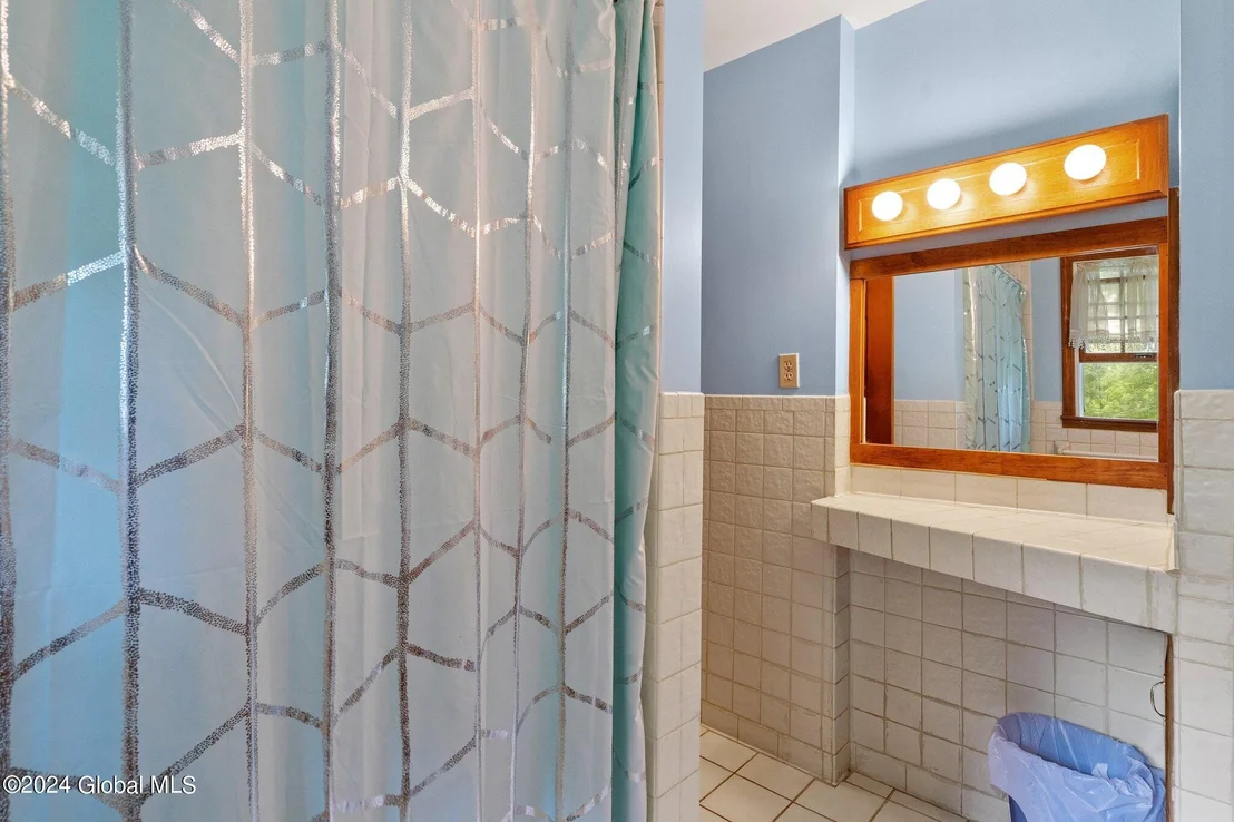 Photo of 136 Fabian Drive