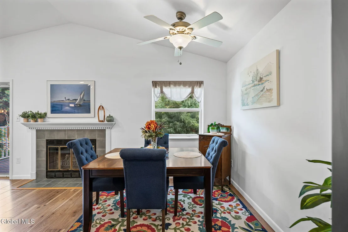 Photo of 702 Cambridge Manor Drive