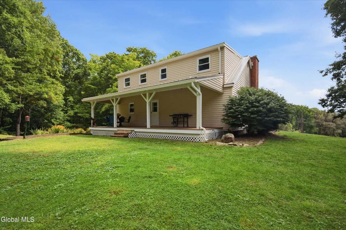 Photo of 1108 North Road