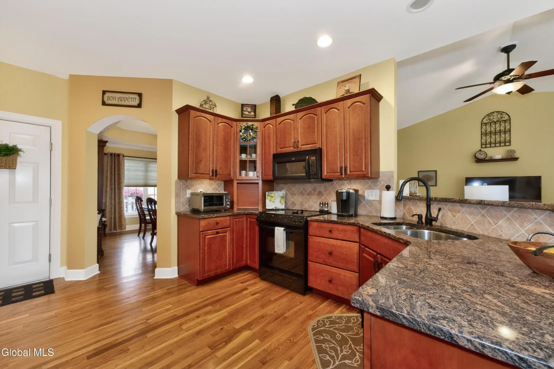 Photo of 8 Addison Way