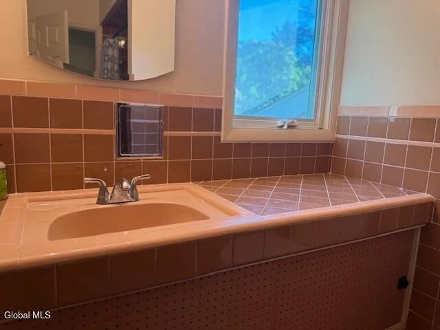 Photo of 112 Glenhill Drive