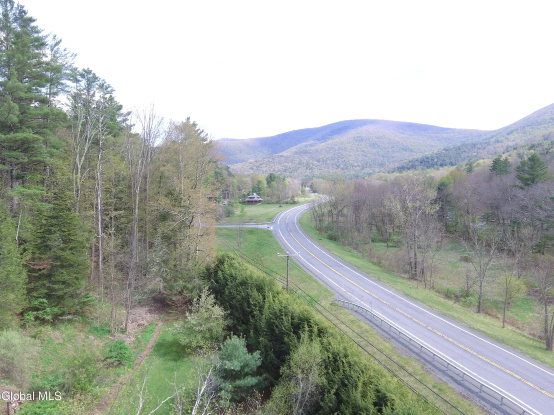 Photo of 10398 Route 23-A