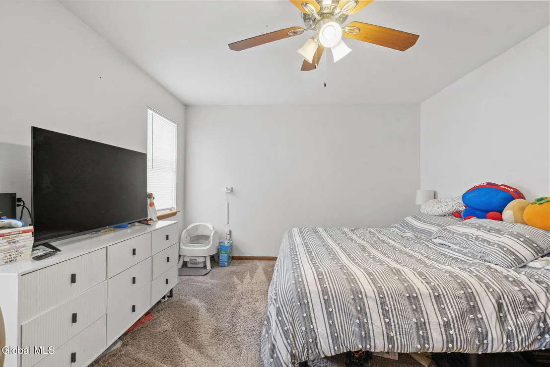 Photo of 13 Weathercrest Drive