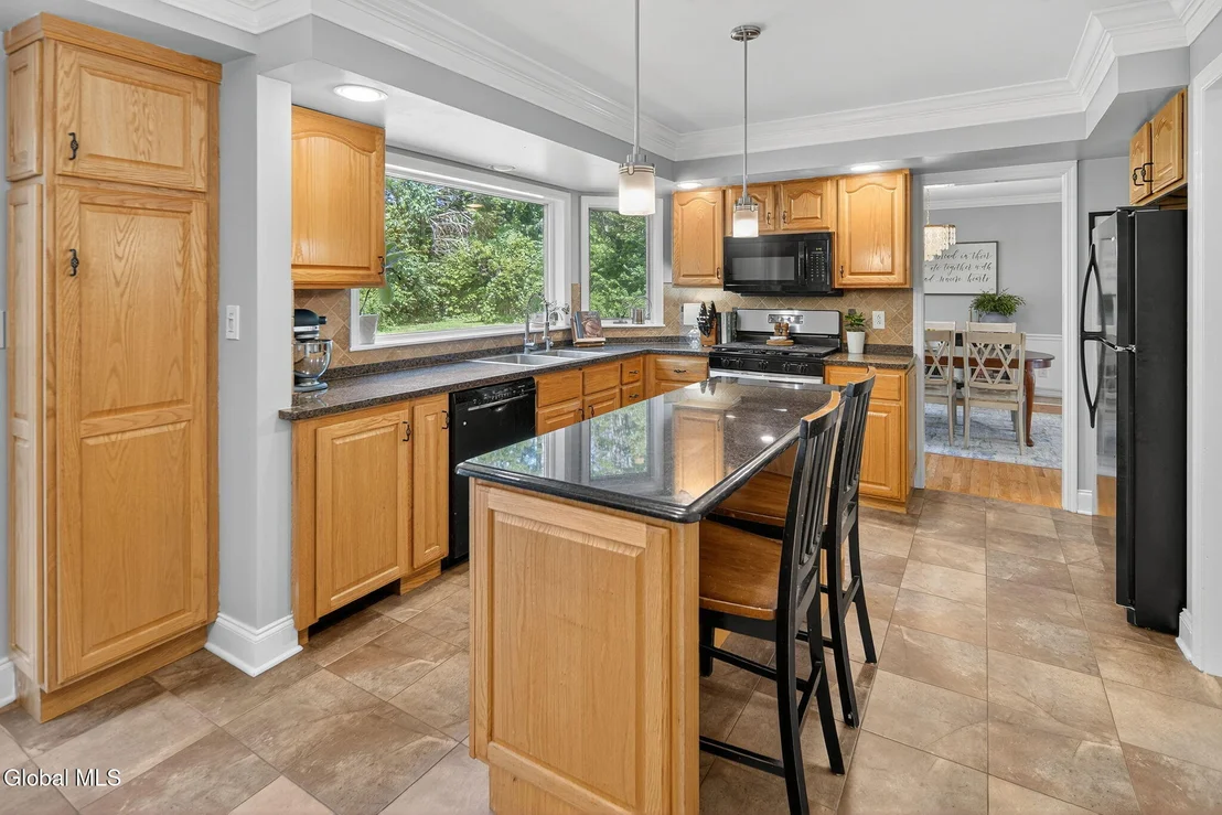 Photo of 72 Maple Road