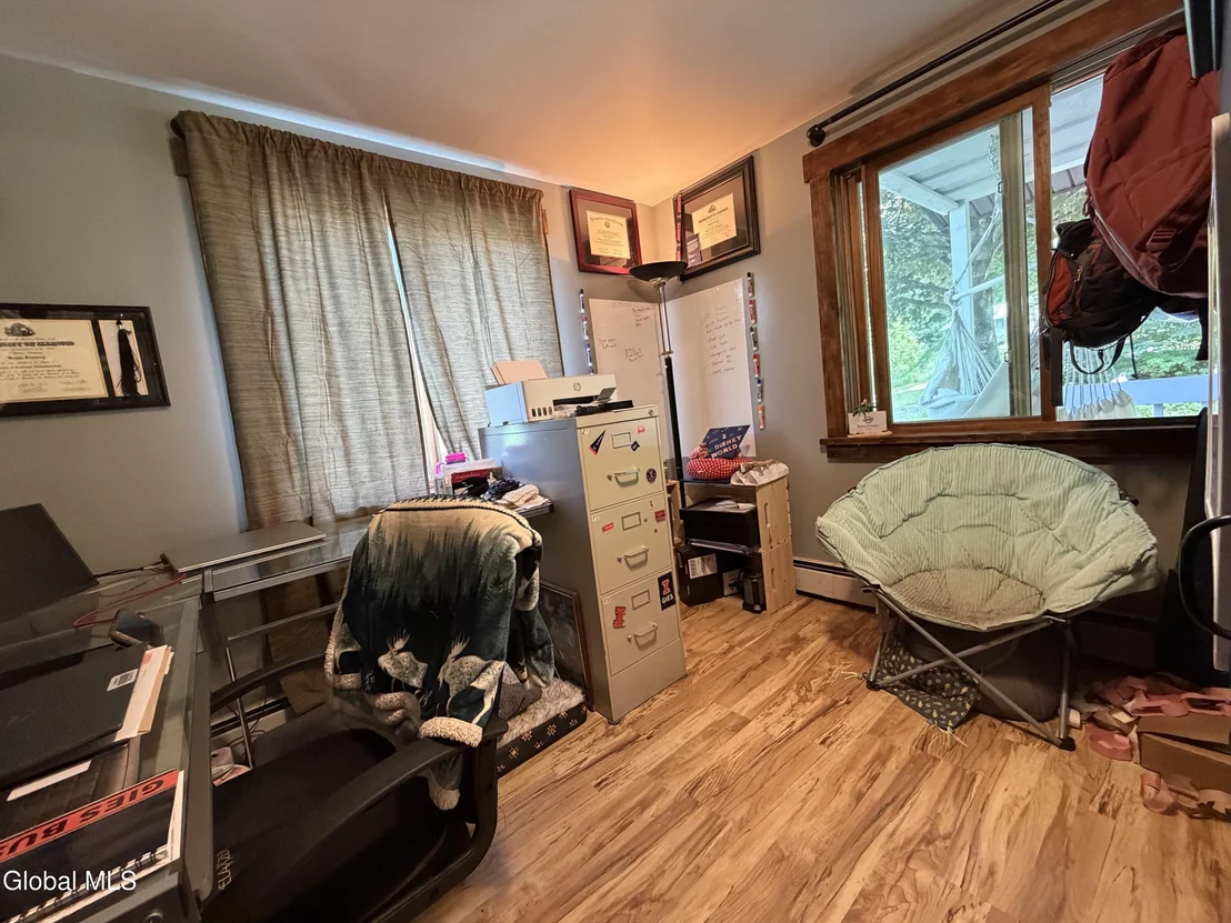 Photo of 24 Lakeview Avenue