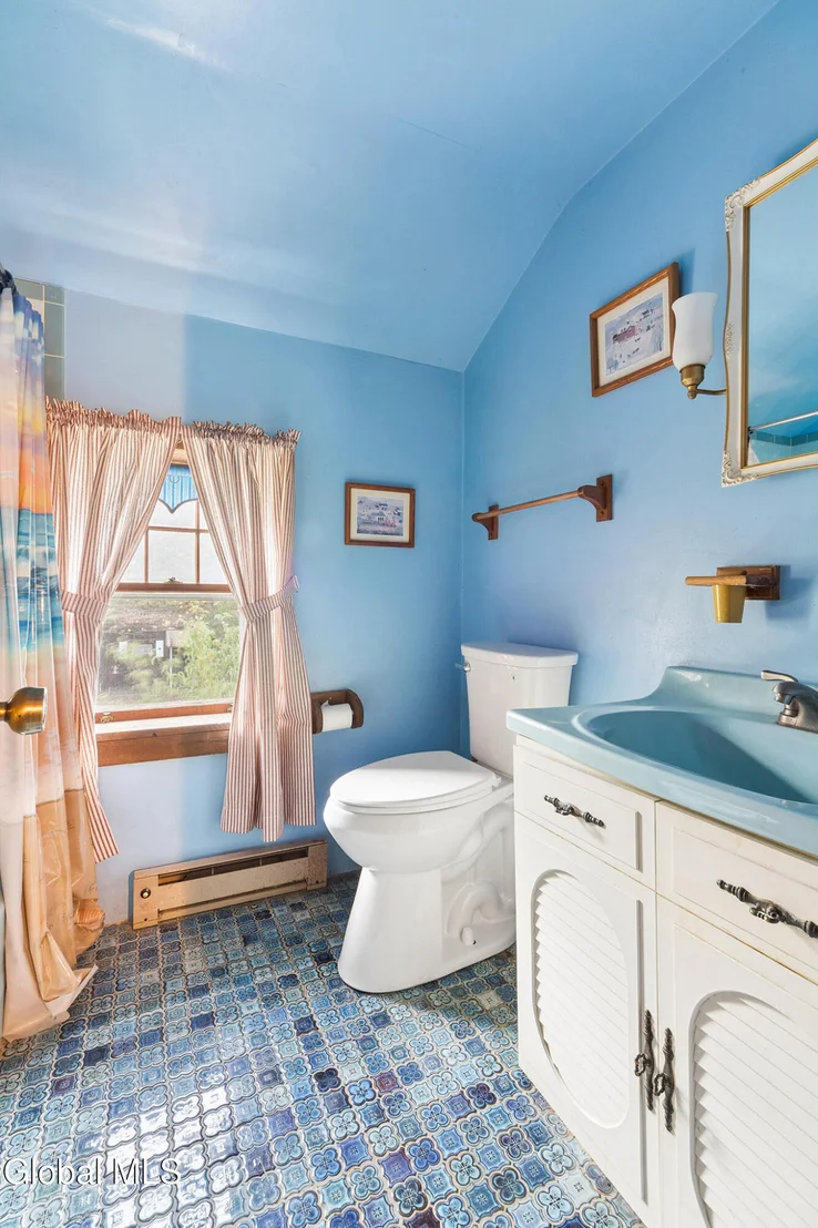 Photo of 112 Rossman Hill Road