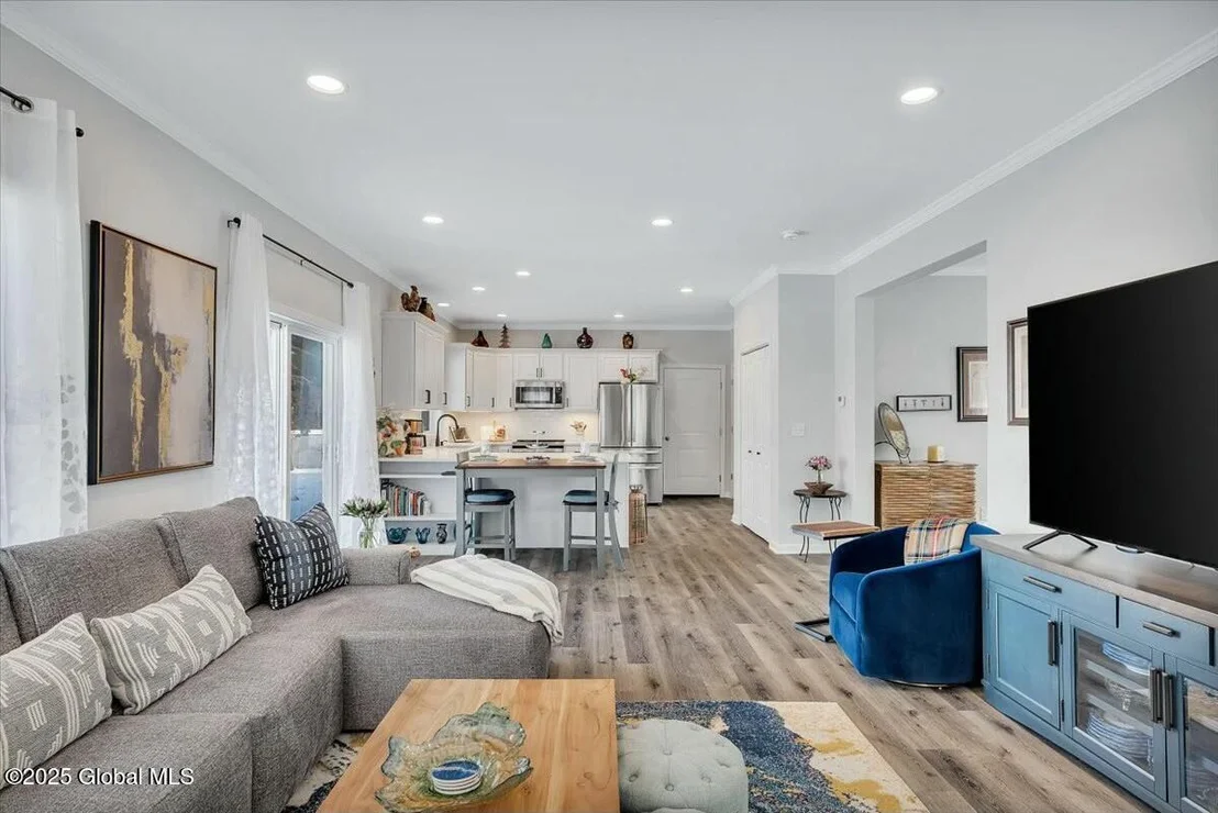 Photo of 9 Lynn Drive