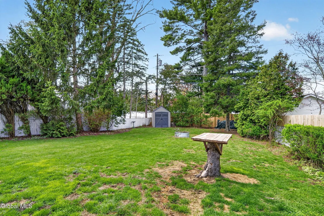 Photo of 32 Puritan Drive