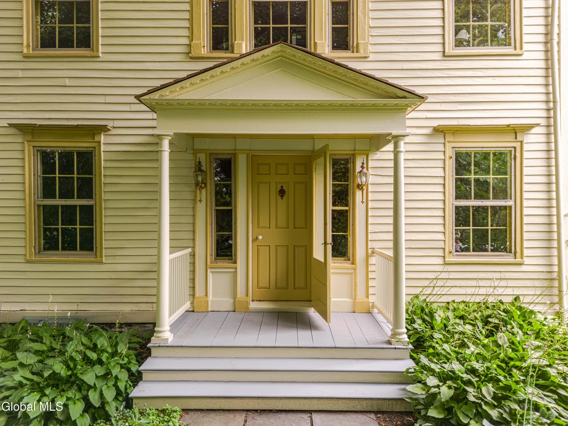 Photo of 14 & 18 Clove Road