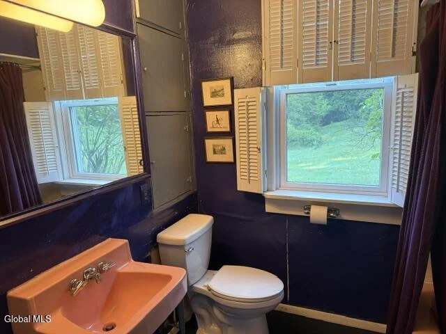 Photo of 28 Starcrest Drive