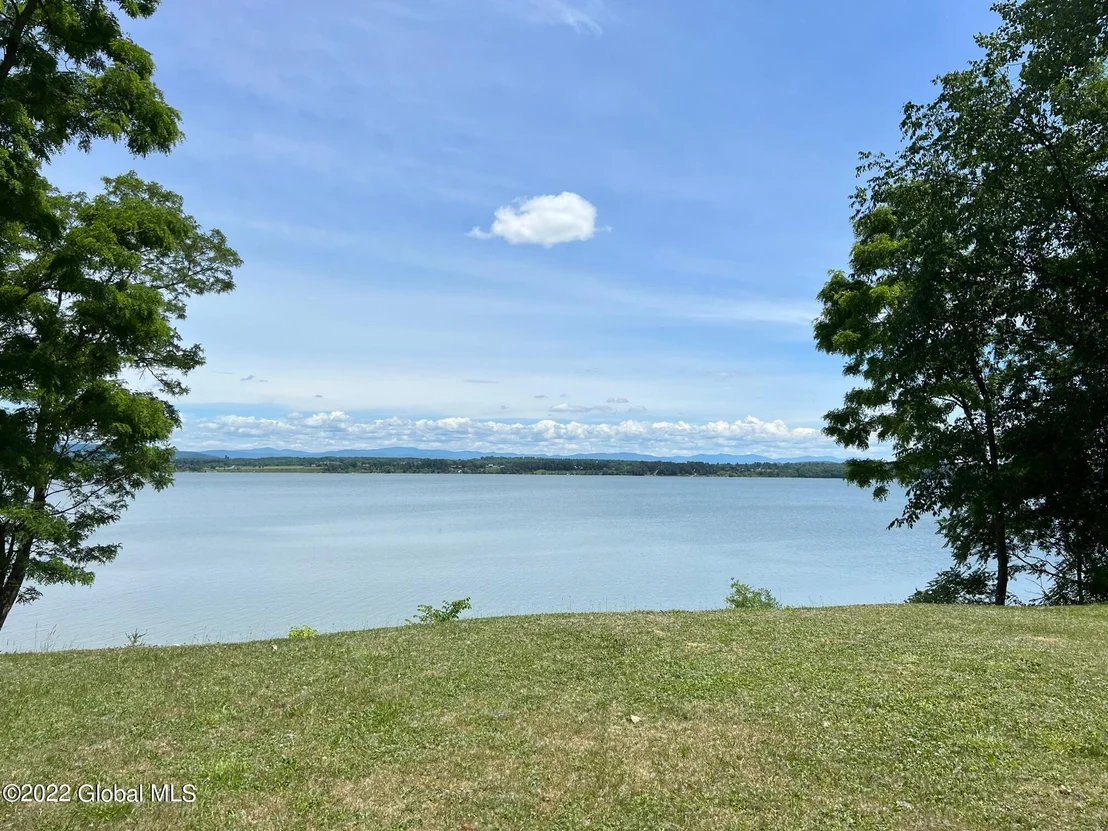Photo of 24 Breezy Haven Way