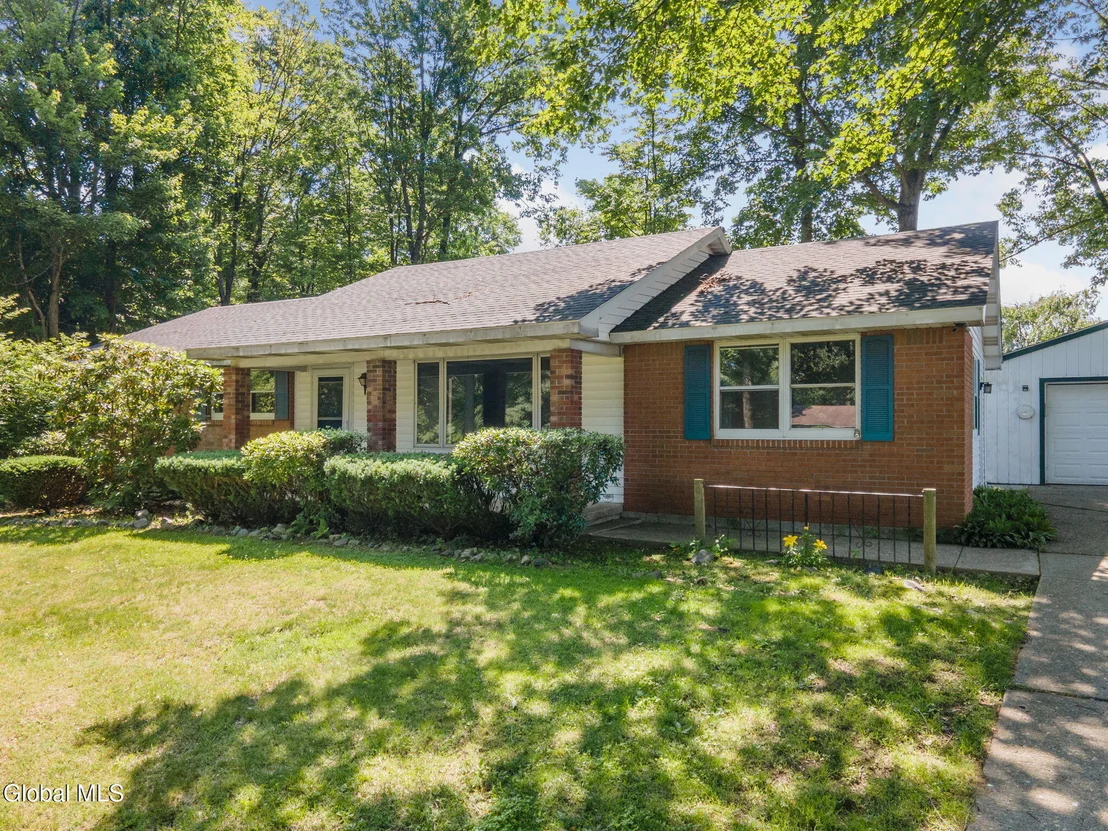 Photo of 11 Matthew Drive