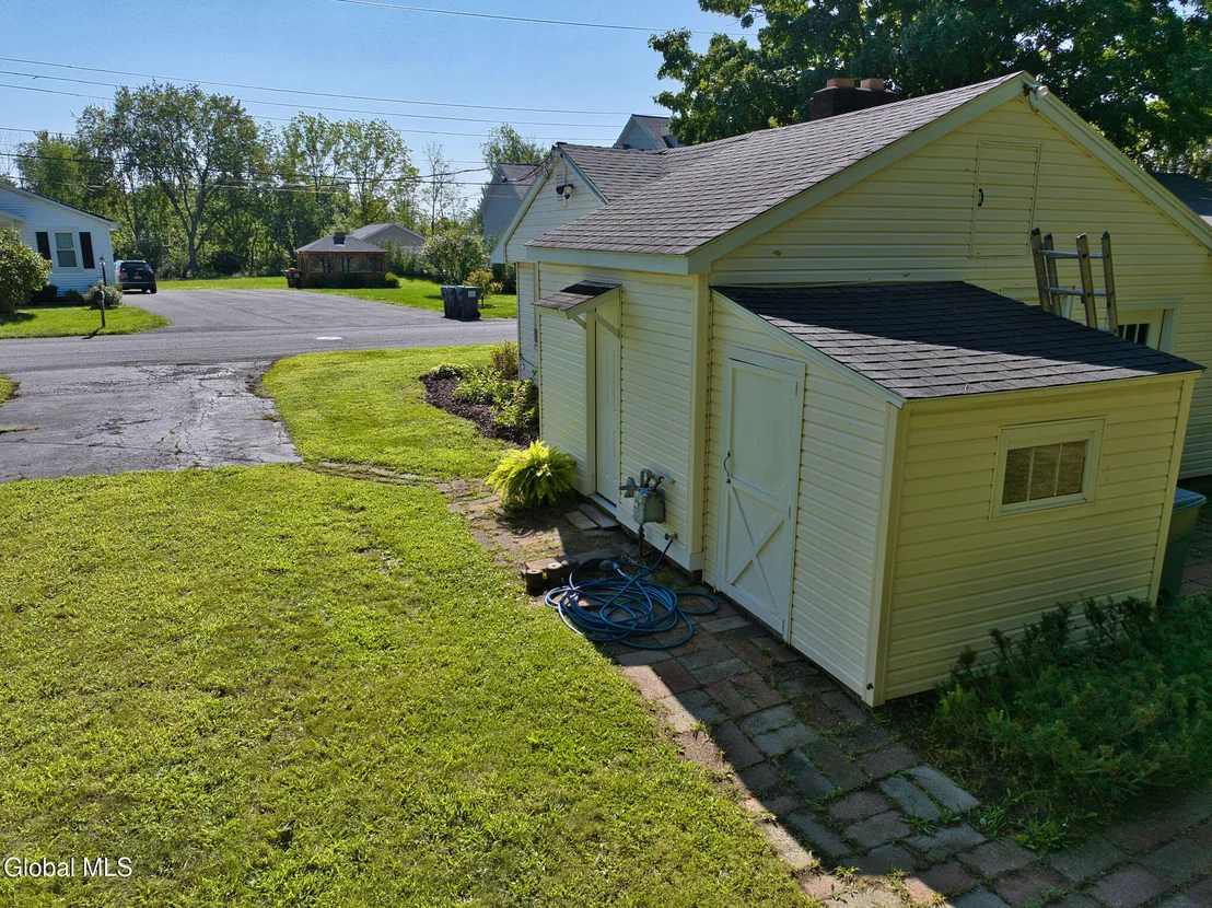 Photo of 15 Renas Drive