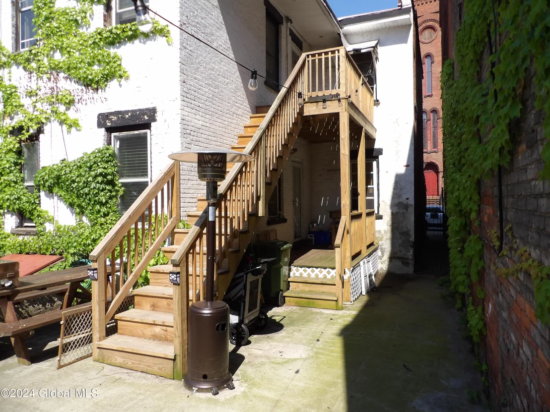 Photo of 128 Mohawk Street