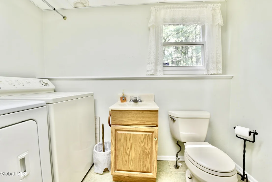 Photo of 4 Cedar Court