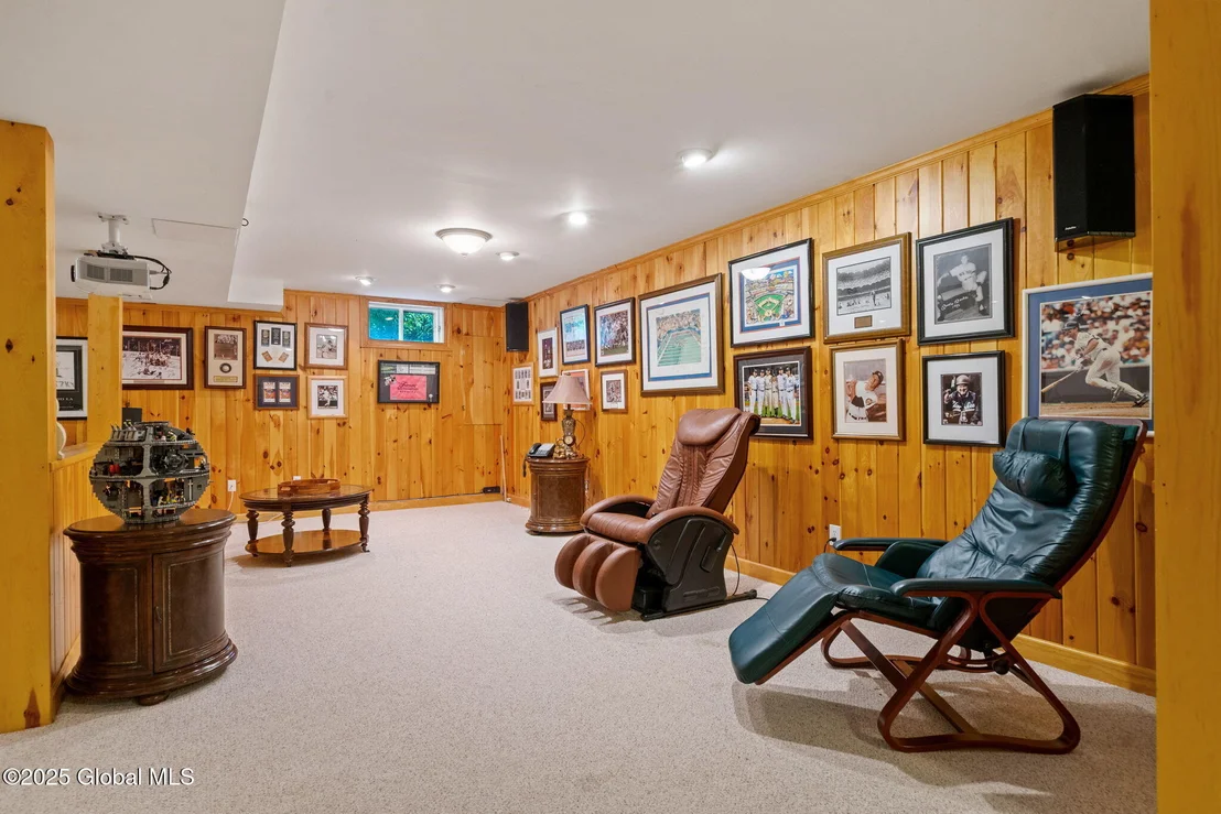Photo of 428 Ridgehill Road