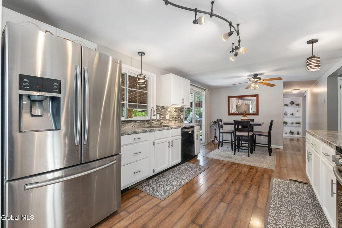 Photo of 6 Coriander Drive