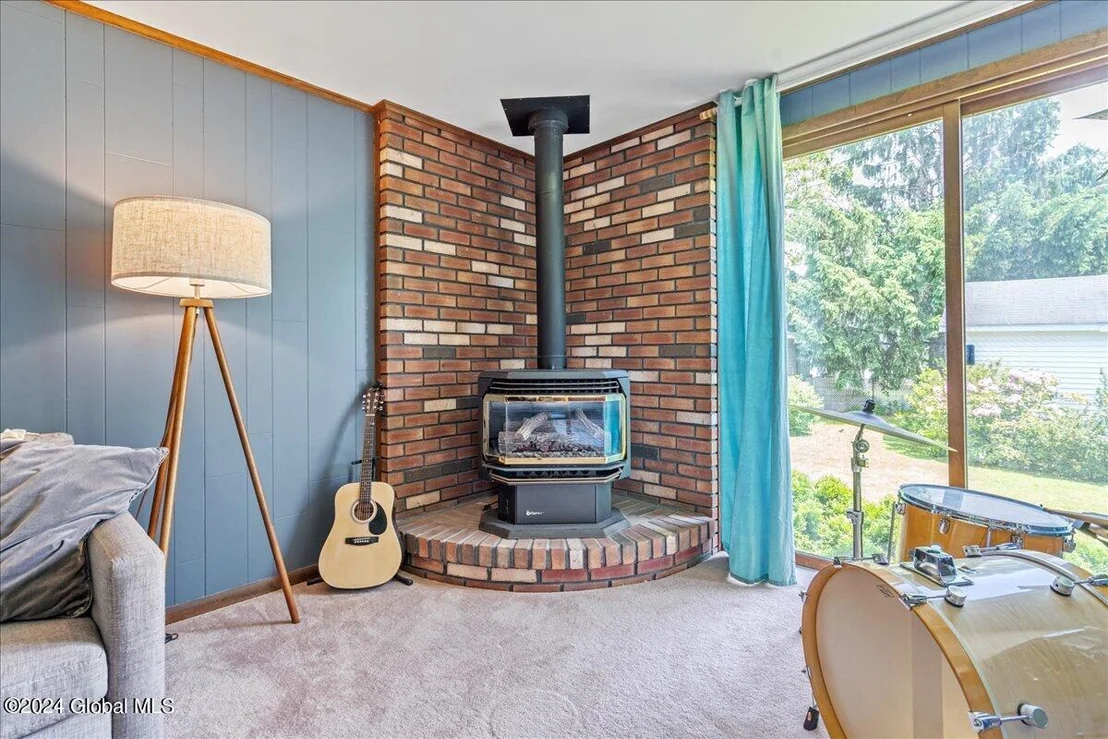 Photo of 1102 Baker Avenue
