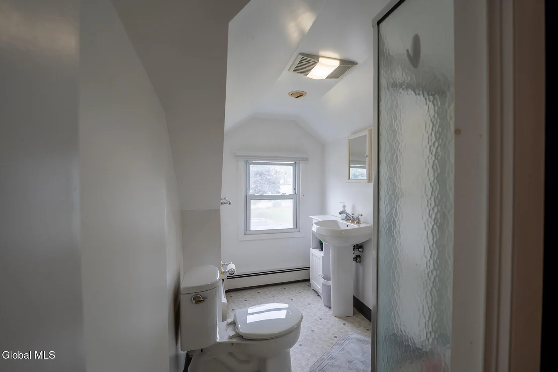 Photo of 1026 Wayne Road