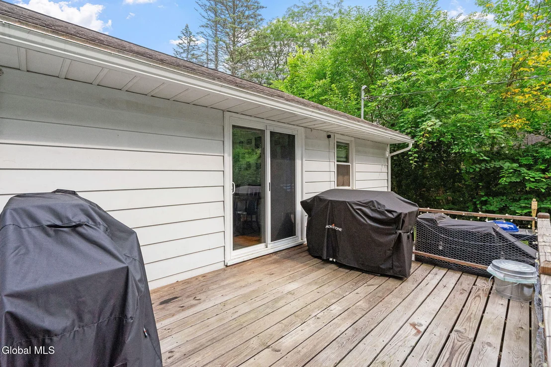 Photo of 2303 Balltown Road