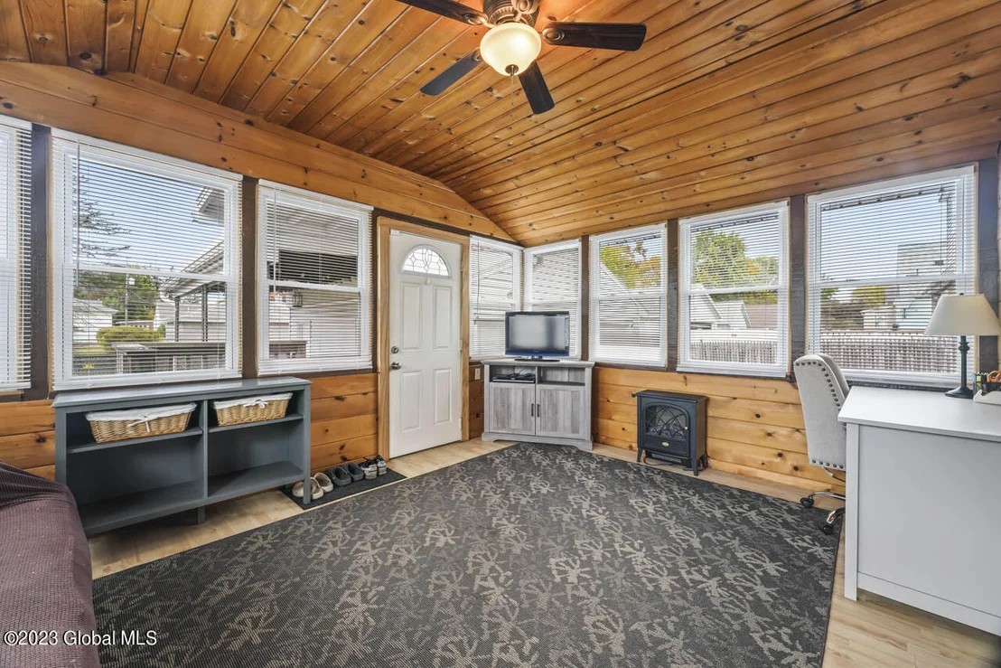 Photo of 105 Frederick Avenue