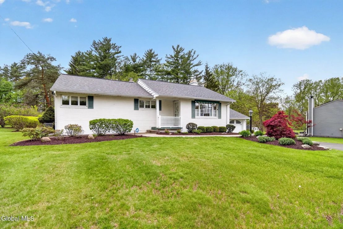 Photo of 280 Lishakill Road