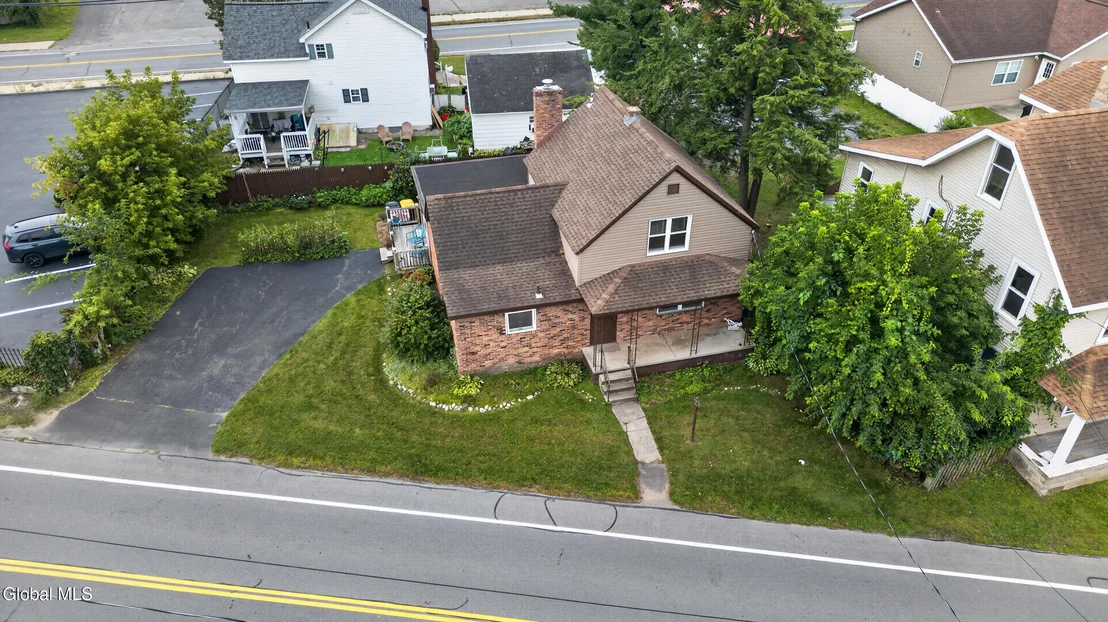 Photo of 341 Princetown Road
