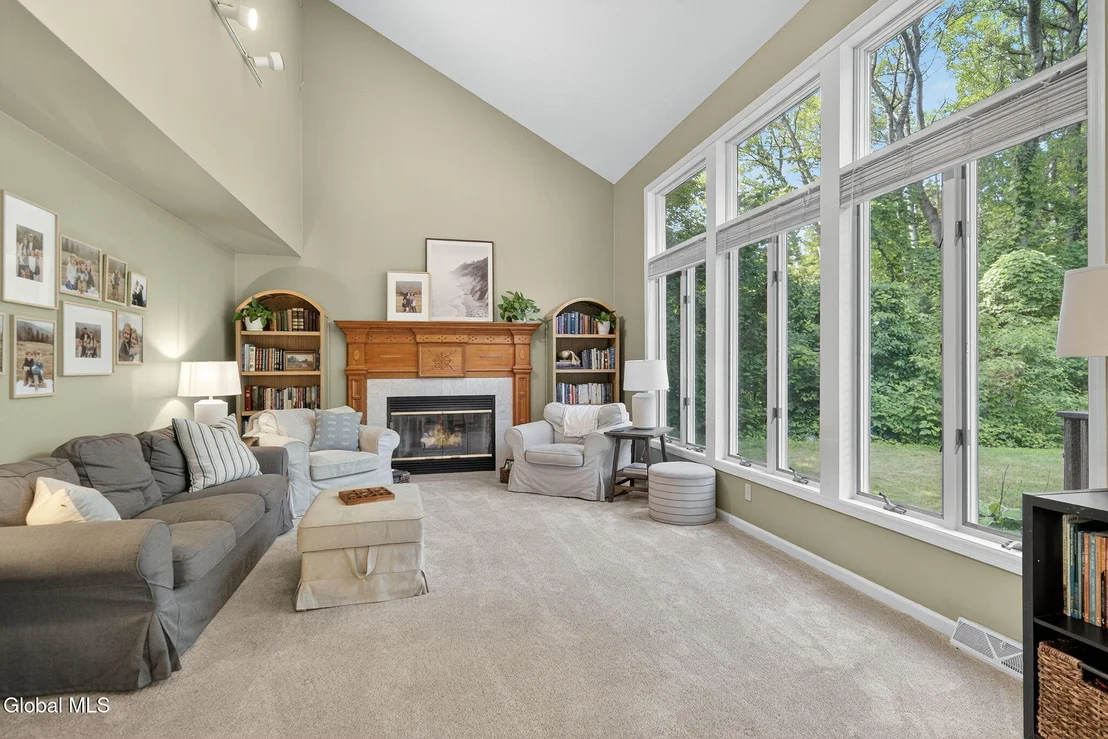 Photo of 72 Maple Road