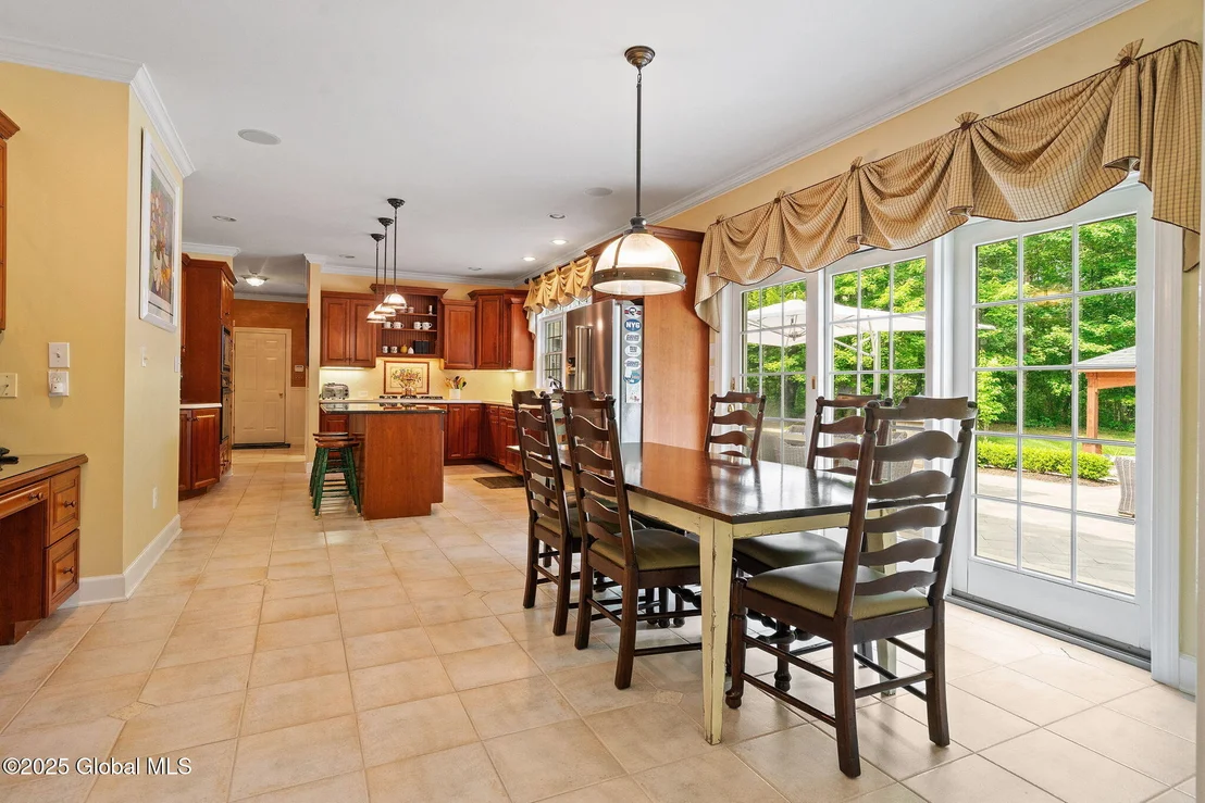 Photo of 428 Ridgehill Road