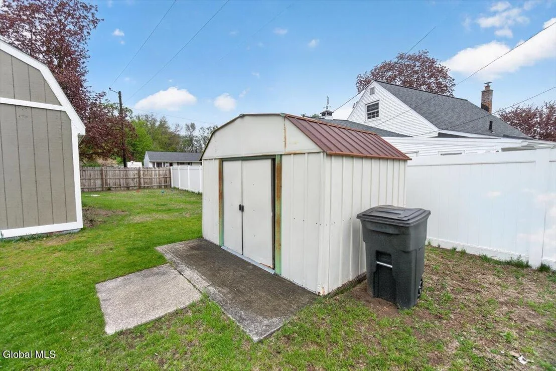 Photo of 117 Locust Park