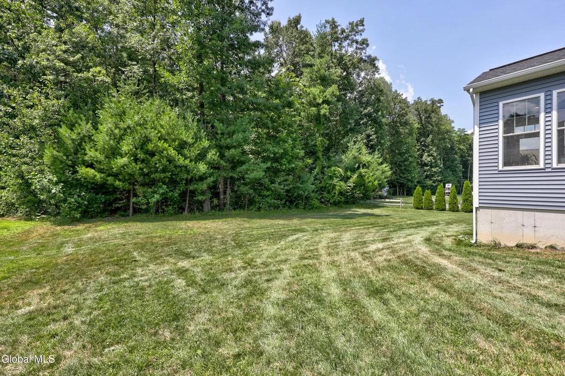 Photo of 30 Greenbrier Way