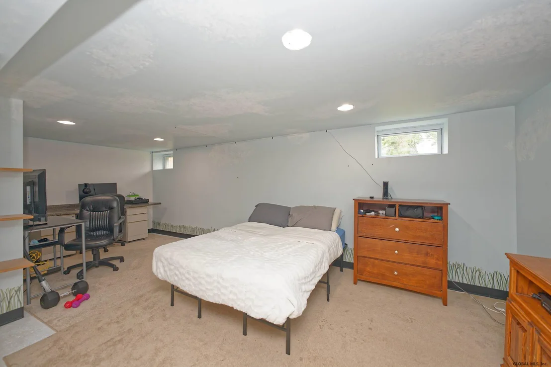 Photo of 115 1ST Street