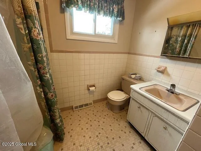 Photo of 1829 Pawtucket Avenue