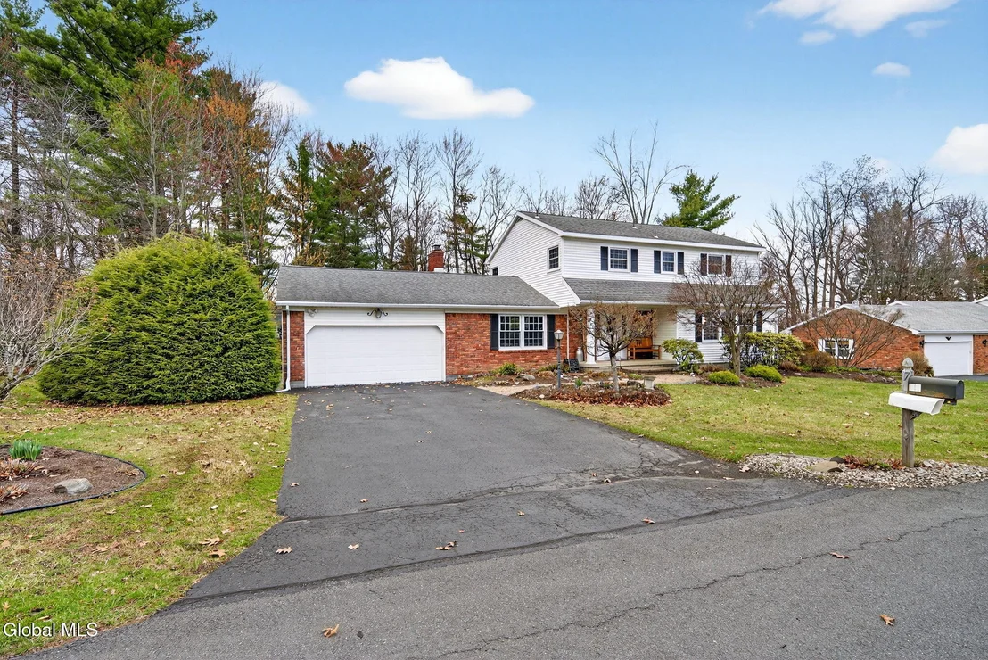 Photo of 17 Tamarack Lane