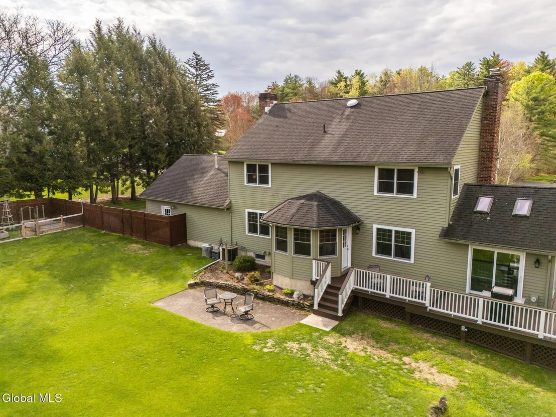 Photo of 15 Cobblestone Drive