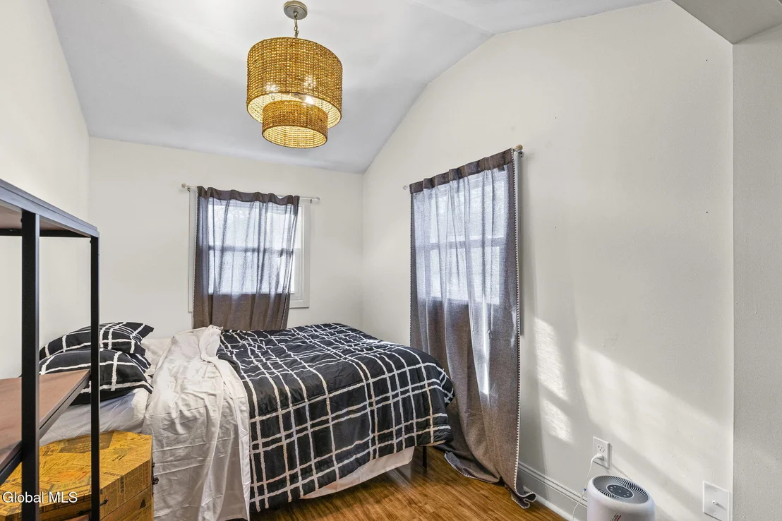 Photo of 4 Valleyview Avenue