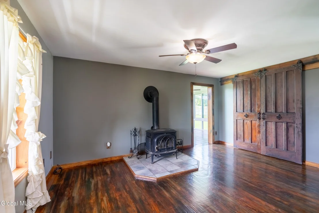 Photo of 31 Safford Road