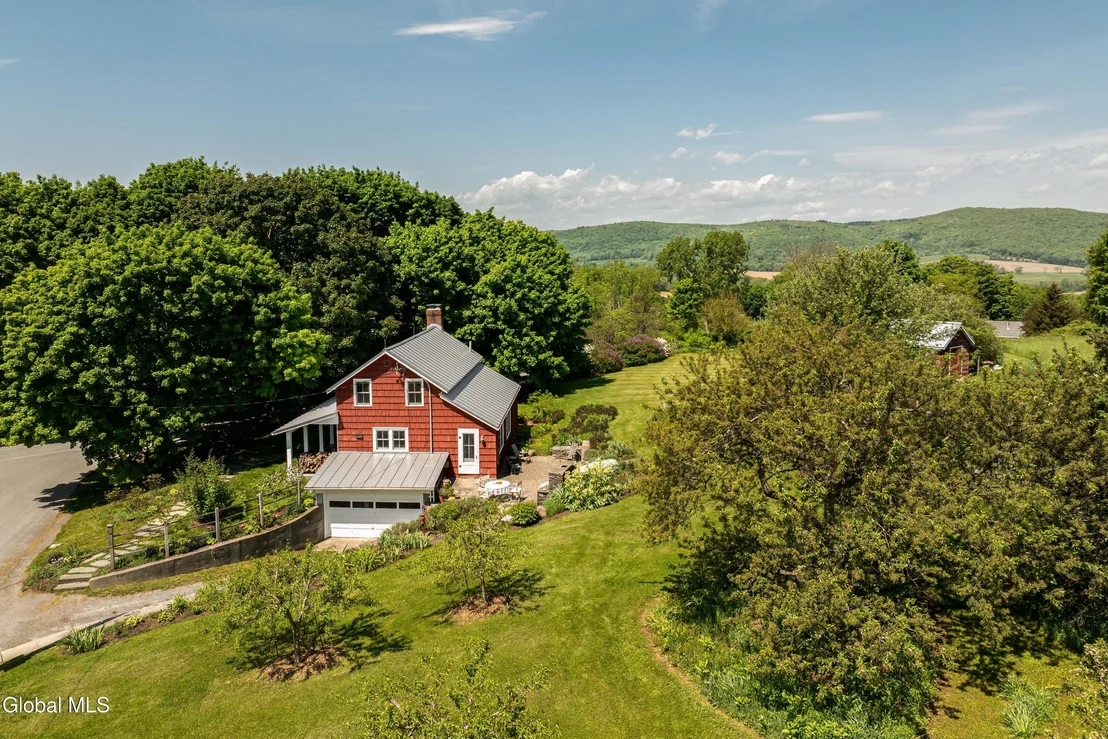 Photo of 1 Breezy Hill Road