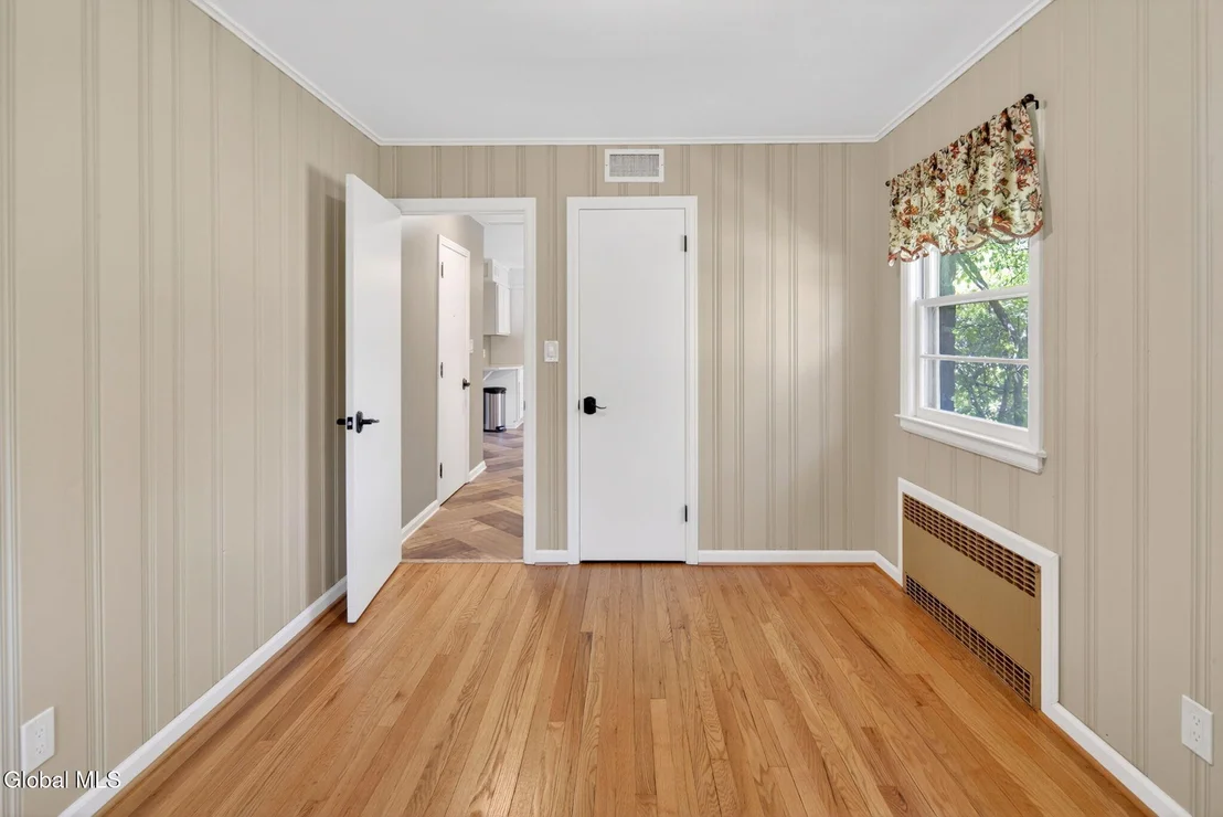 Photo of 10 Willo Lane