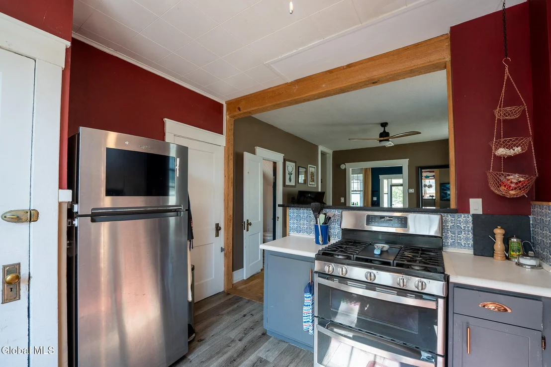 Photo of 20 Forest Avenue