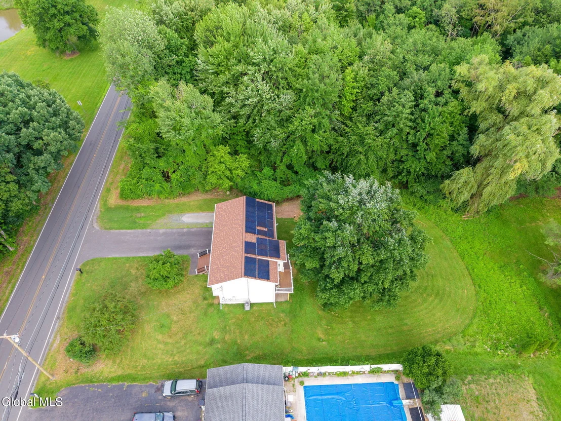 Photo of 1358 Maple Hill Road