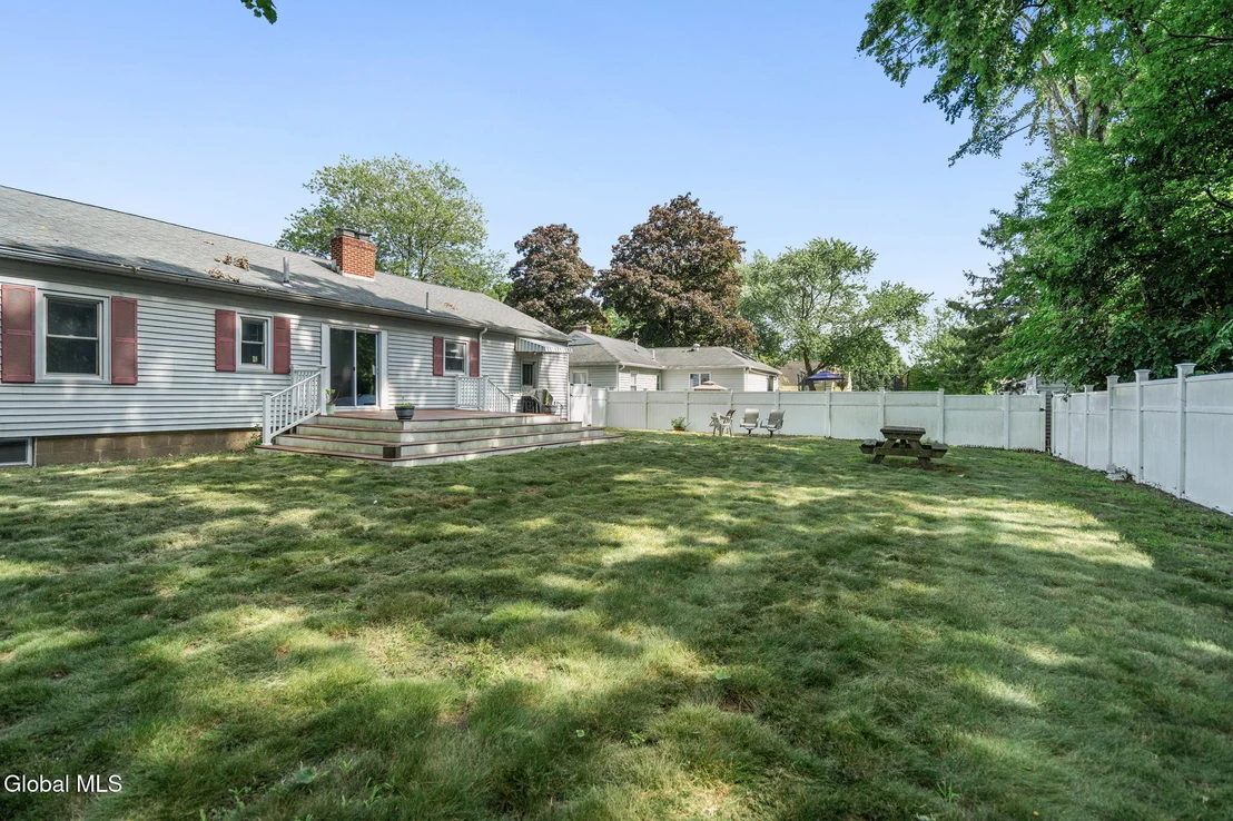 Photo of 3826 Carman Road