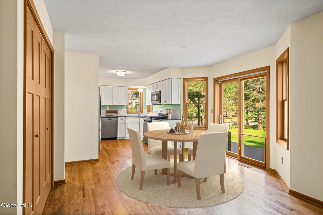 Photo of 107 Fox Run Drive
