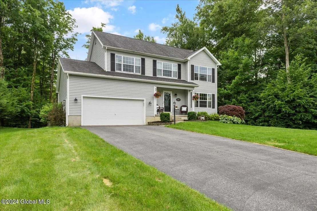 Photo of 927 Mac Arthur Drive