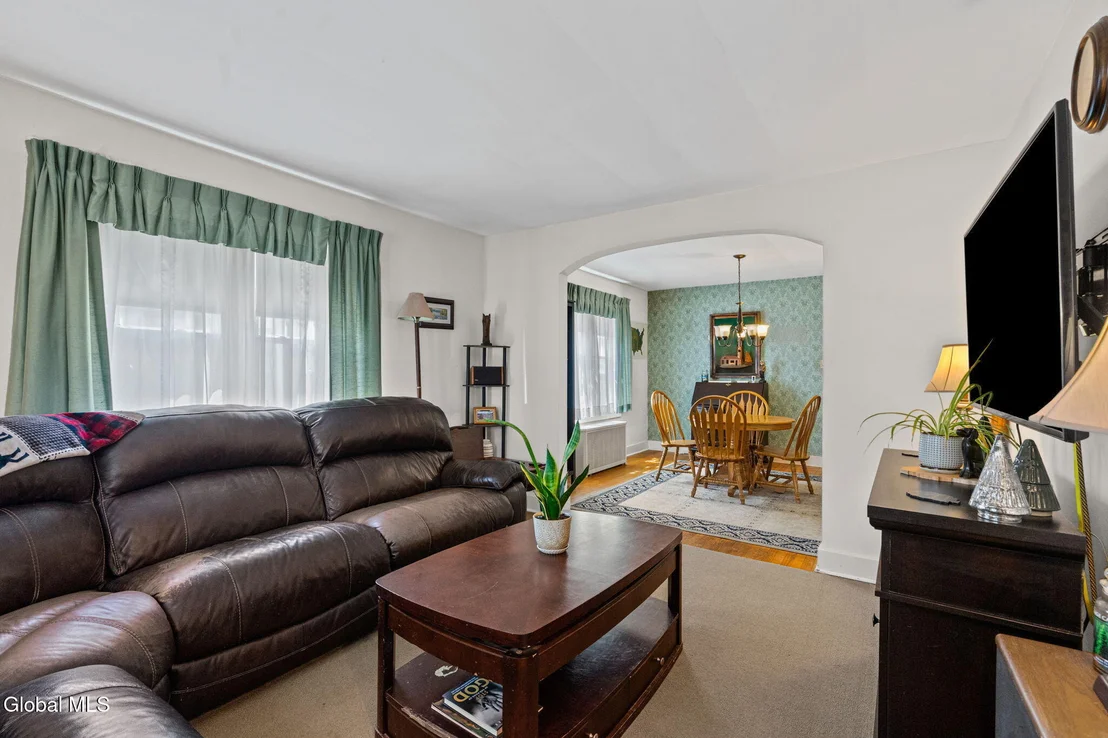 Photo of 222 Edward Street